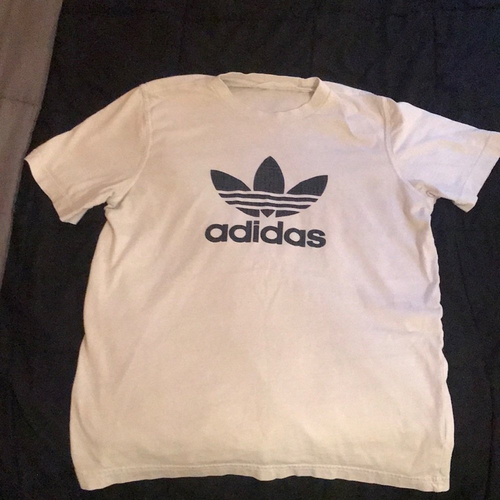 adidas t-shirt in mens soft and white in medium